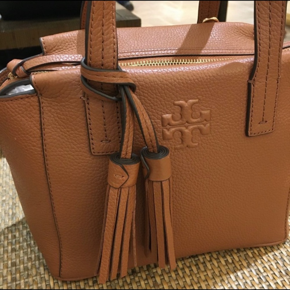 🆕 TORY BURCH Thea Mini Slouchy Satchel NWT brown - Picture 2 of 9